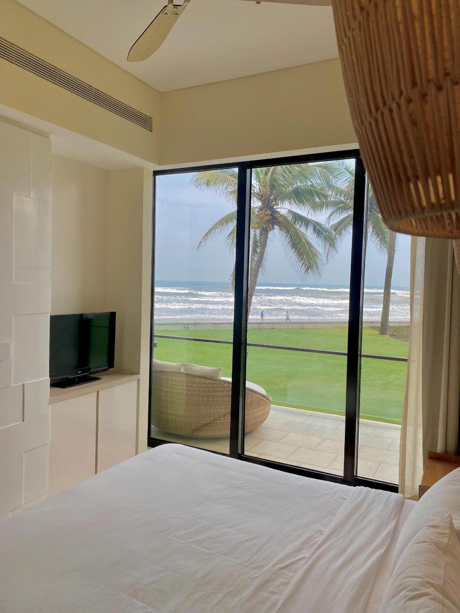 Villa Ocean View And Apartment Da Nang "Free Pick Up" Buitenkant foto