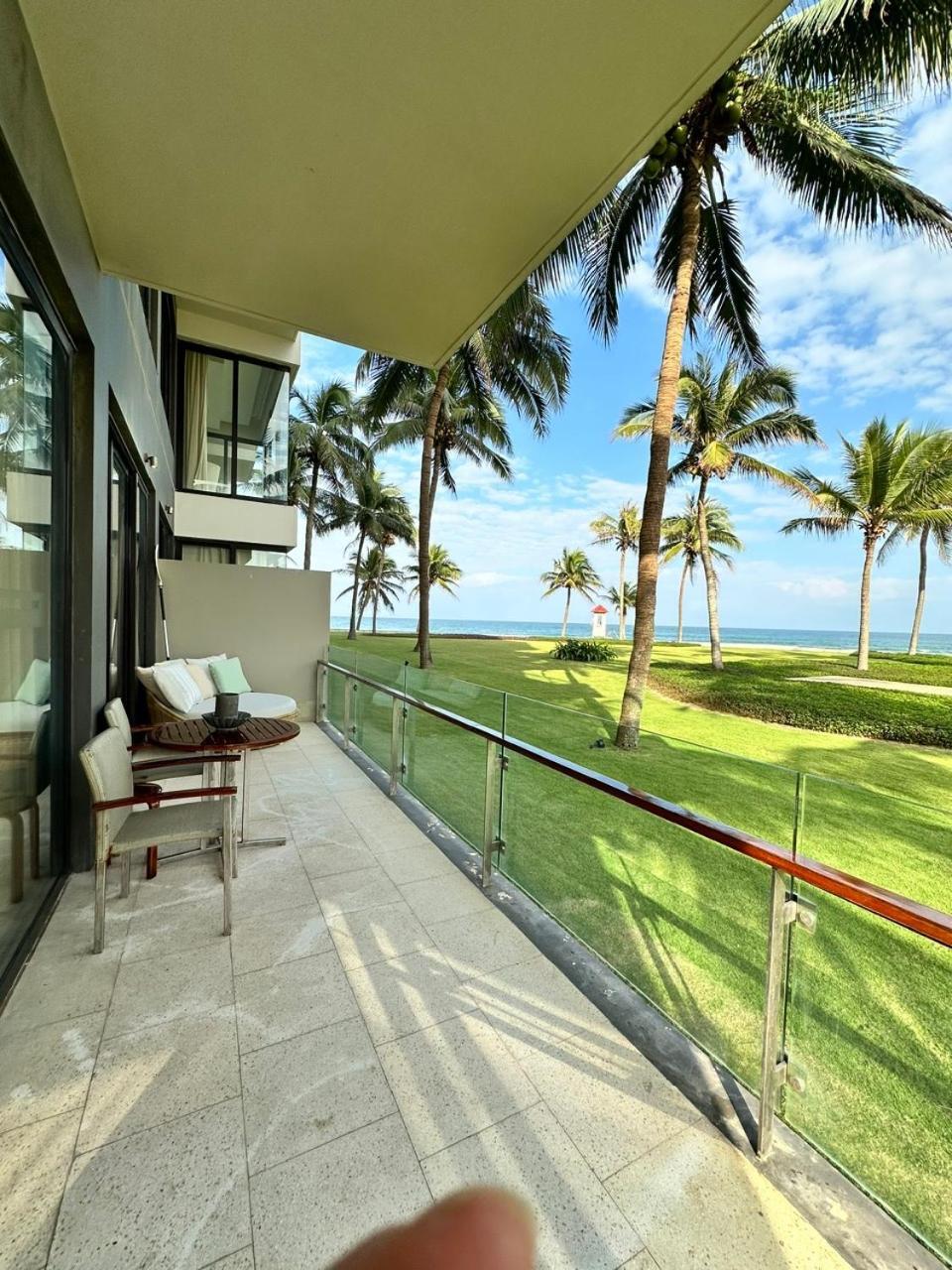 Villa Ocean View And Apartment Da Nang "Free Pick Up" Buitenkant foto